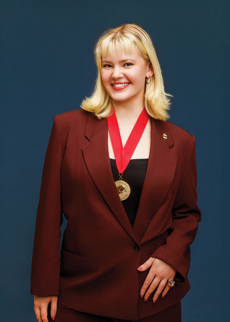 Int-Pres-LuLu_McGowan-5x7-AspectRatio